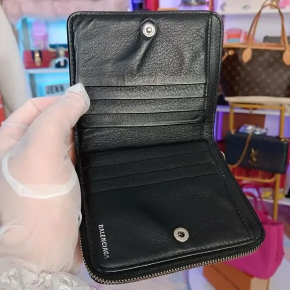 Balenciaga Black White Logo Leather Compact Wallet Women’s Men’s - Picture 3 of 10